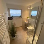 Schwimmendes Antares One By Seeblick Ferien Oro, Rundum Wasser, Sauna Дом отдыха *